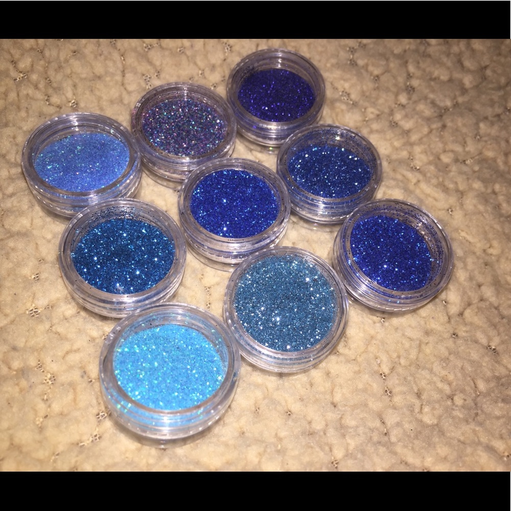 Blue glitter eyeshadow bundle